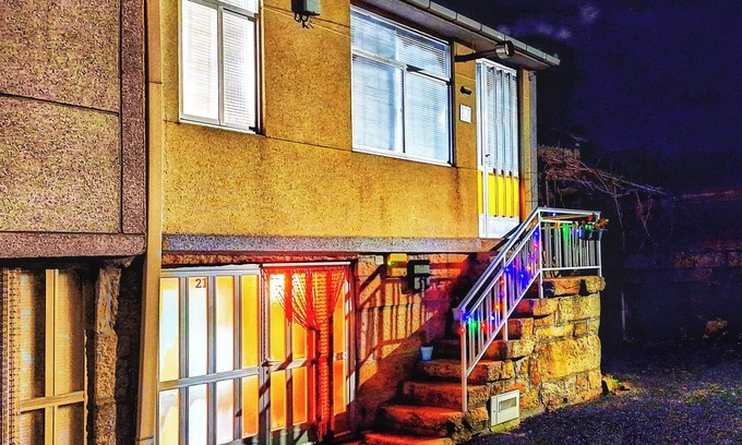 Arenteiro Maison | Entire Rural House with Fireplace, Farm with Barbecue and Pool included