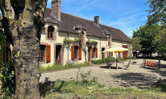 Precy-sur-Vrin Autre | Entire vacation home in Burgundy style: Longère des Daubénys