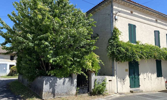 Saint-Androny Maison | Entre Braud Saint-Louis et Blaye, une maison comme une parenthèse