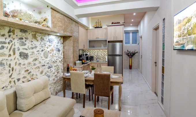 Agia Galini Maison | Epaminontas Captain Home