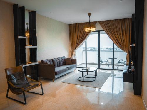 Masai Appartement | Epic Marina View 3BR Permas w Bathtub & Seaview Balcony Permas by Our Stay