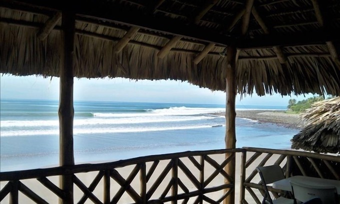 Playa San Blas Maison | Epic Ocean Front Surf House à La Libertad, El Cocal Beach