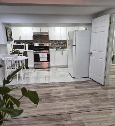 Highland Appartement | Equipped Basement Great Location
