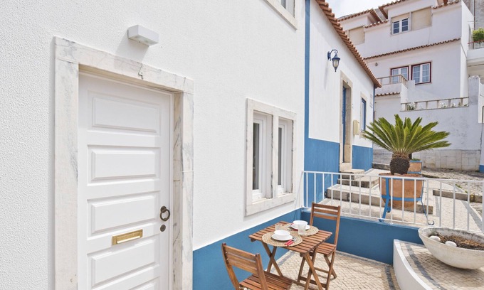 Ericeira Maison | Ericeira Typical Apartment (C69)