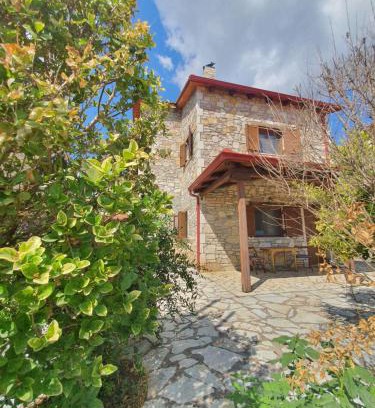 Kalavrita Chalet De Ski | Erini House