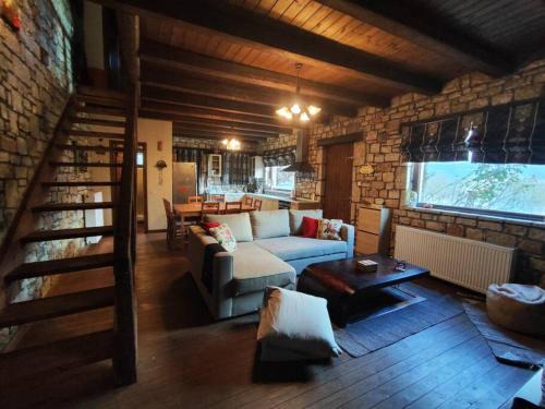 Kalavrita Chalet De Ski | Erymanthos country home