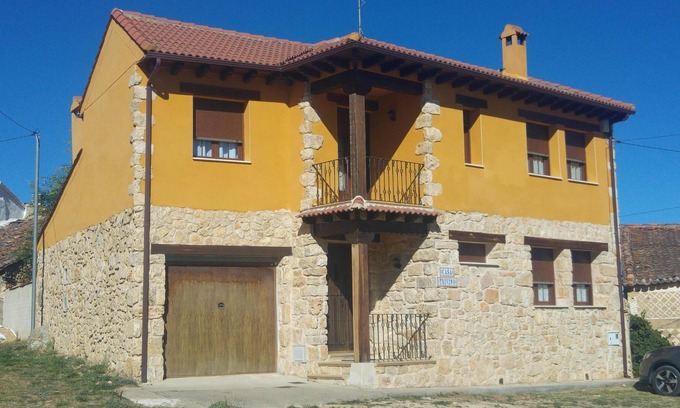 Pradena Cottage | Maison rurale idéale pour 13 se repose et se déconnecte de tout le monde et de tout ..