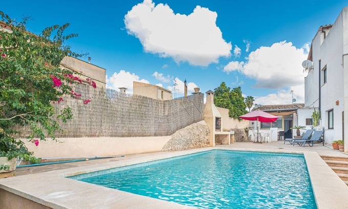 Es Llombards Maison | Sa Rossa by Interhome