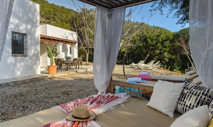 Sant Jordi de Ses Salines Maison | ES RECES, MODERN HOUSE IN THE COUNTRYSIDE