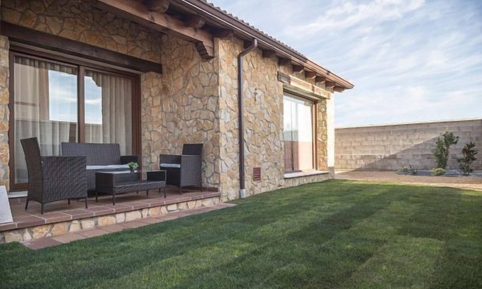 Tabladillo Cottage | Gite AT Blanca de Navarra pour 14 personnes