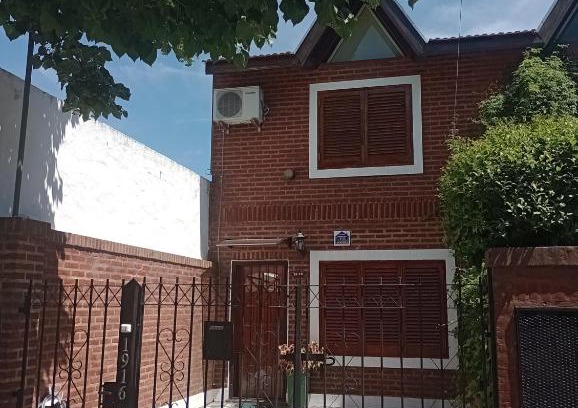 Luis Guillon Appartement | Escala Ezeiza - Departamento Familiar amplio con cochera