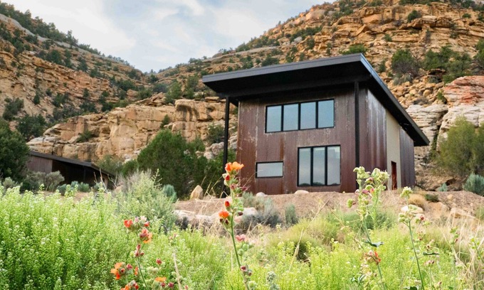Escalante Maison | Casita Overlooking the Monument