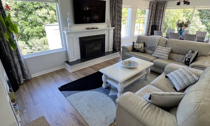Richmond Downs Maison | Escape at Tanners Point