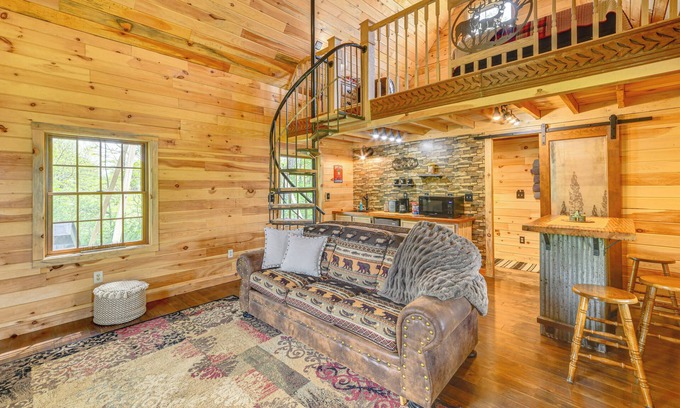 German Cabine | Escape to Nature: Secluded McDonough Cabin!