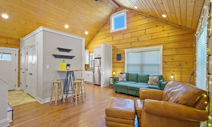 Monteagle Cabine | Escape to Nature @ Trailhead Cabins