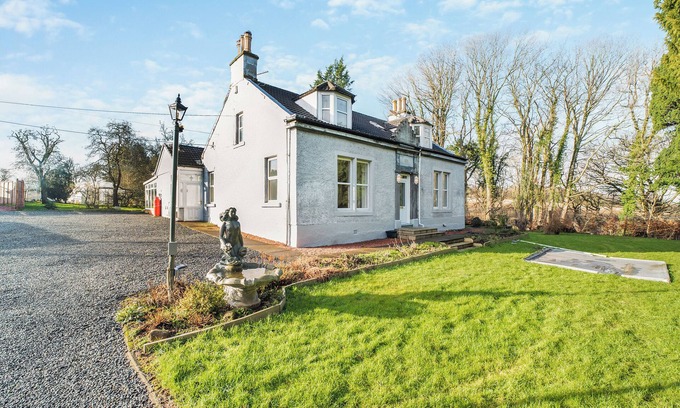 Larkhall Cottage | 4 chambres à coucher à Ashgill, Nr Lanark