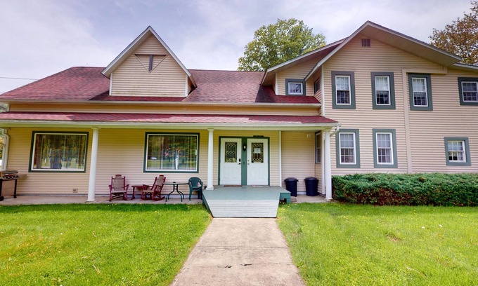 Gaines Station Balnéaire | Escape to Pine Creek and PA Grand Canyon stay at Aspen Cabin