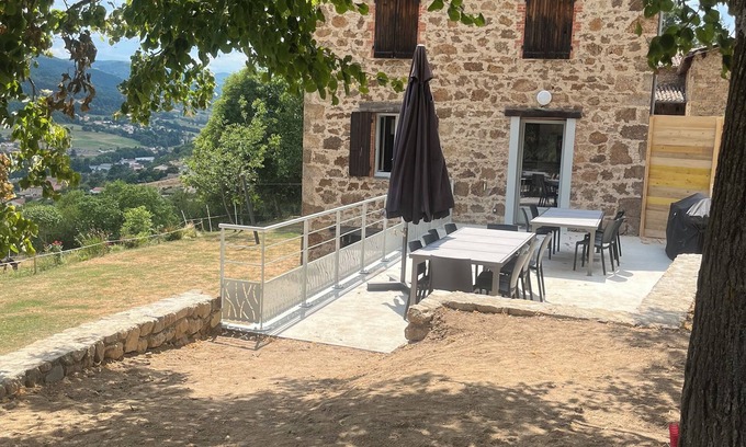 Satillieu Maison | Escape to the Ardèche forest - quiet gîte, swimming pool and animals, Domaine Solio