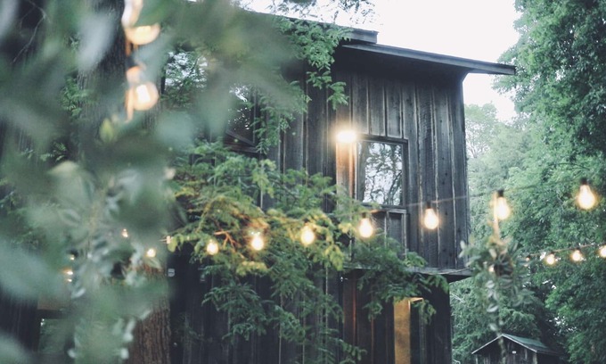 Blacklick Cabine | Escape to the Idyllic Bridge House for some much needed R&R