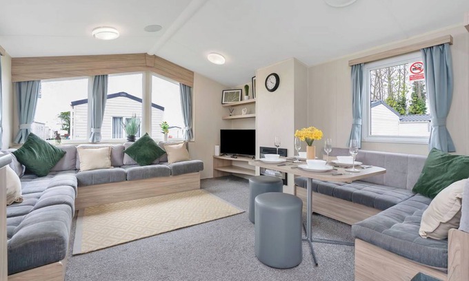 Prestonpans Appartement | Escape to this cozy retreat perfect for families or groups