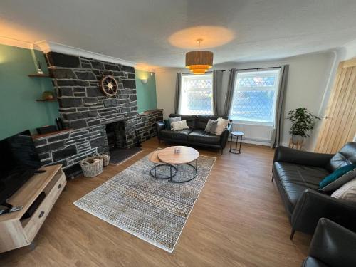 Llanrhystud Maison | Escapism Wales Garthowen