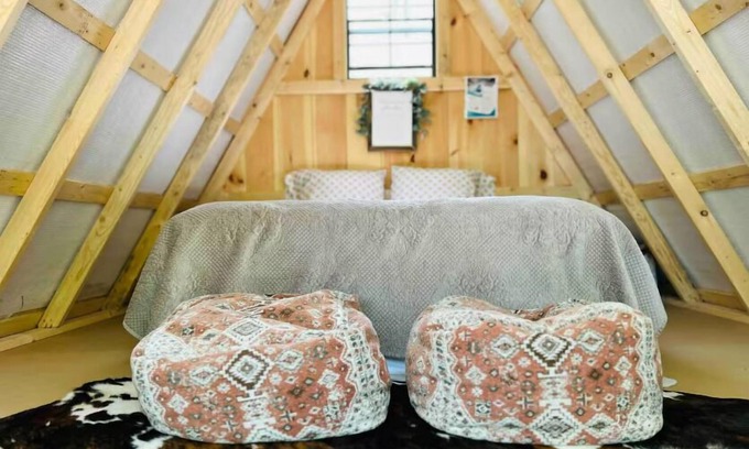 Sidney Cabine | Escapology - Delightful 1 bedroom A-frame cabin