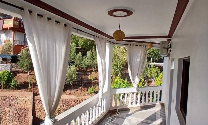 Tifni Hôtel | Espace la belle vue Elmazini