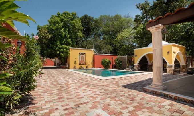 Centro Maison | Espectacular Casona con alberca y jardín en Merida