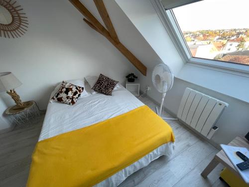 Mulhouse Appartement | Esprit Jaune - Cosy studio Salengro - Sauna & Sport club