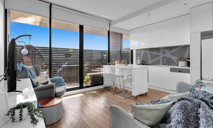 Essendon North Appartement | Essendon North Sanctuary by Ready Set Stay