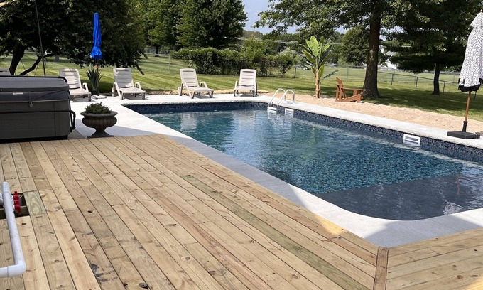 Greenwood Maison | Estate Home Heated Pool Hot Tub Beach Wi-Fi 8 acres 5000 sqft 5 bd 3.5 bath