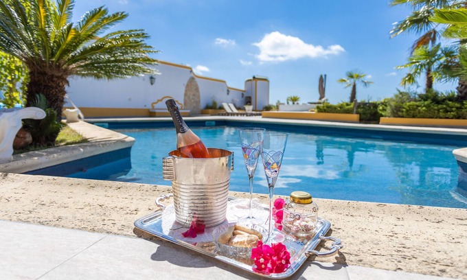 Calhandriz Lit Et Petit-Déjeuner | Domaine "Quinta do Monte das Abelhas" Chambres d'hôtes à thème près de Lisbonne