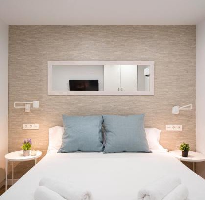 Plaza de Toros-Doctores-San Lazaro Appartement | Estudio Deluxe en Jardines del Triunfo - Granada