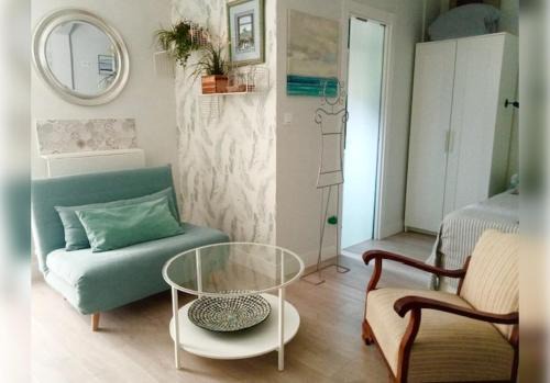 Algorta Maison | Estudio independiente Forget Me Not