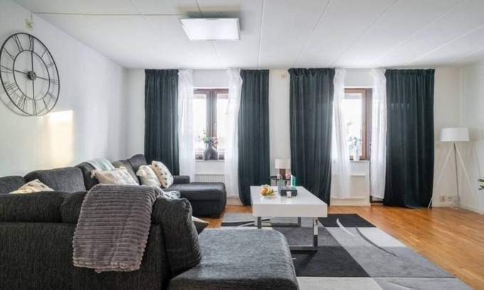 Centrum Maison | Ett mysigt hus i centrala Borås för stora och lilla familjen - Hela boendet!