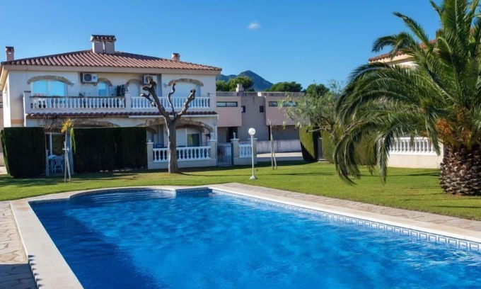 Miami Platja Appartement | Eurosol by Interhome