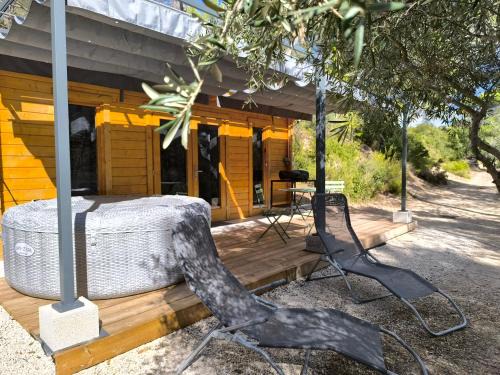 Aurons Appartement | Evasion sous les pins