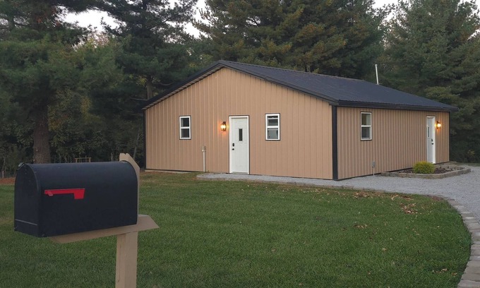 Casey Maison | Evergreen Edge - 1 mile from town!