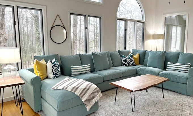 Afton Maison | Everley Whole Property