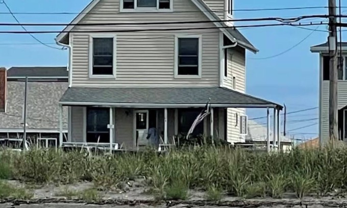 Hull Maison | Every window has an ocean view
