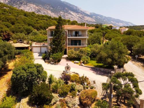 Leivathos Appartement | Evianna Studios