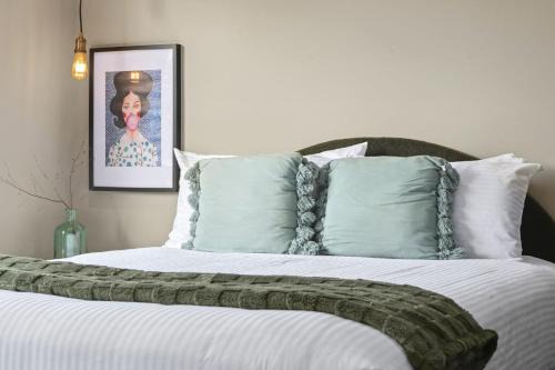 Belmont Hôtel | Evies Cottage i Belmont Suites I regionalXscapes