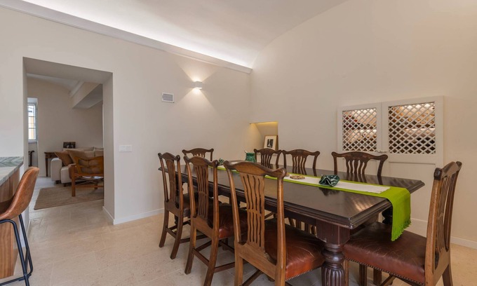 Evora Appartement | Évora townhouse with patio