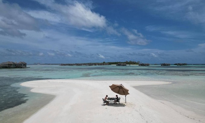 Himmafushi Maison | Evot Wave