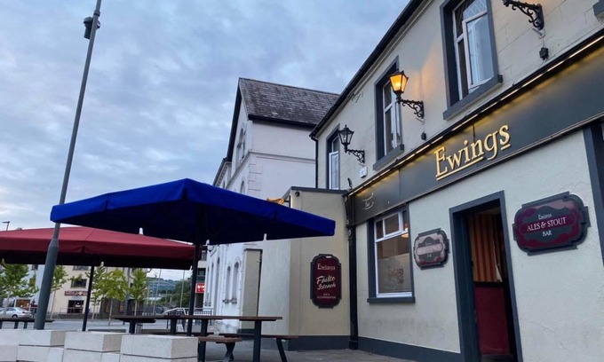 Carlow Appartement | Ewings Bar & Self-Catering Accommodation