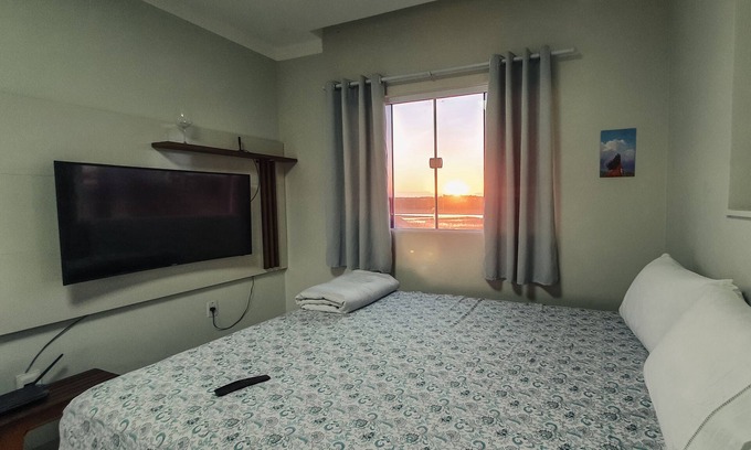 Arembepe Maison | Excelente Casa com Churrasqueira e ar Condicionado em Arembepe