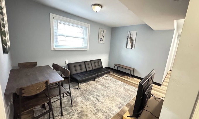 Anacostia Appartement | Excellent 2BR Apartment near Trasnsportation
