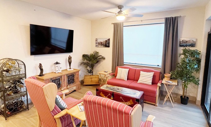 Silverthorne Copropriété | Exceptional European Condo in the Mountains, 2 bedrooms, and parking garage.