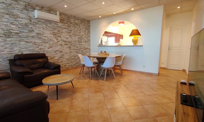 Algajola Appartement | EMPLACEMENT EXCEPTIONNEL, À 50 M DE LA PLAGE , APPARTEMENT 3 PIÈCES
