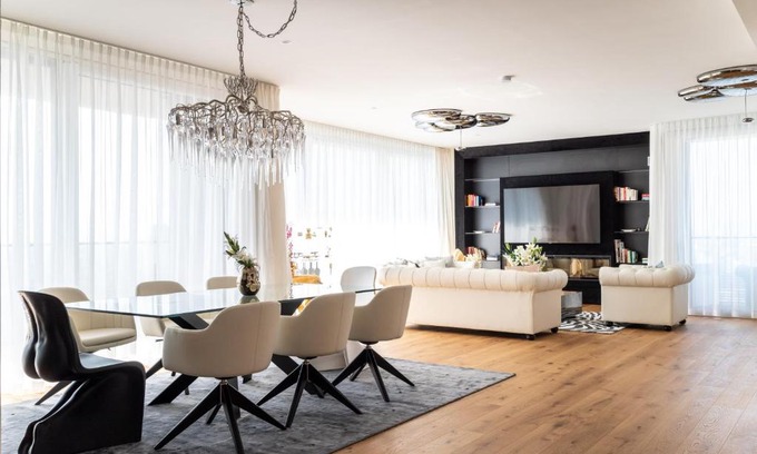 Erdberg Appartement | Exclusive 2BR Skyline Penthouse by HM